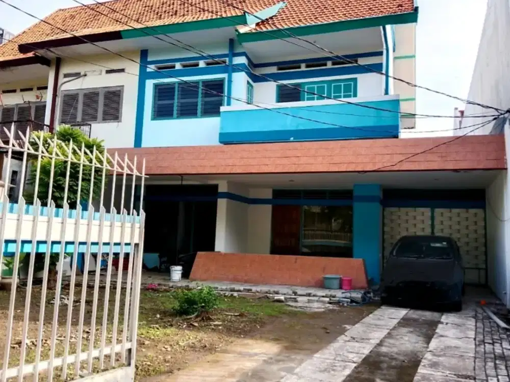 WOW   DIJUAL RUMAH PUSAT KOTA SURABAYA, RAYA DARMO