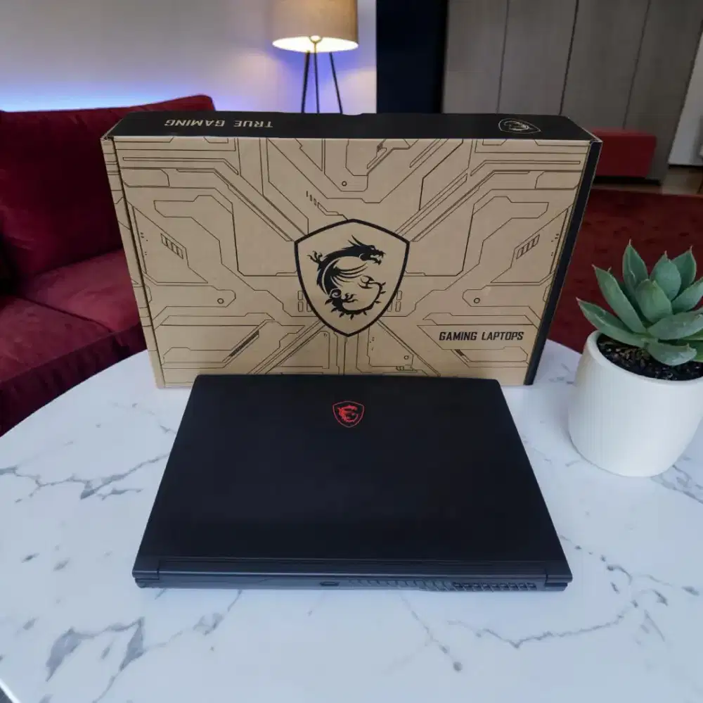 MSI Thin 15 XR MULUS LIKE NEW FULLSET BOX [GEN 12] RAM 8Gb SSD 512GB