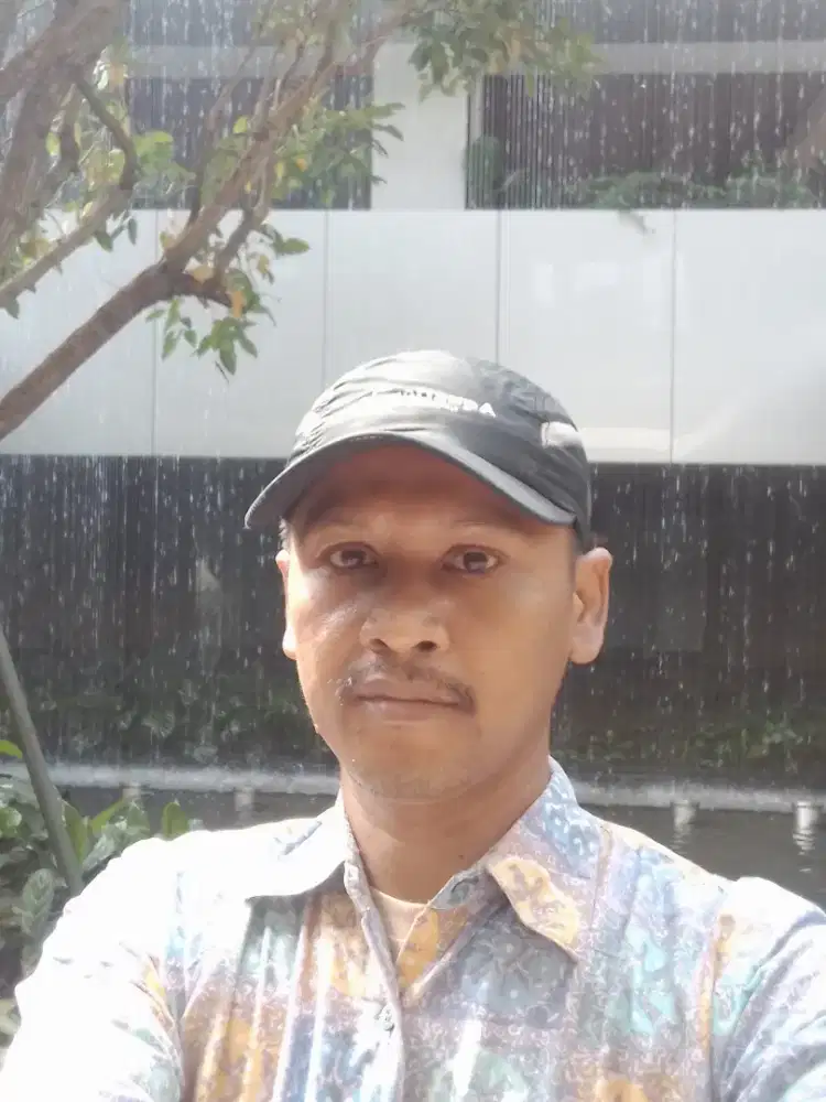 Mecari kerjaan.supir pribadi.lantor