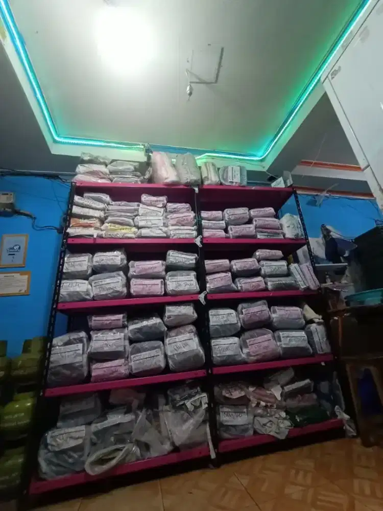 Loker laundry jakpus