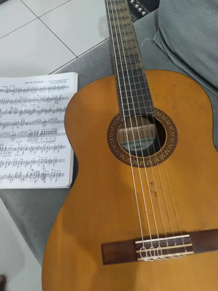 Kursus Gitar Klasik dan Elektrik