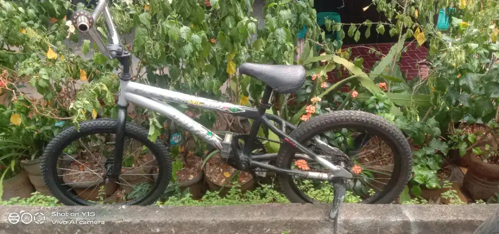Dijual sepeda BMX Marek united orisinil ukuran 20 inci rem terepedo ok