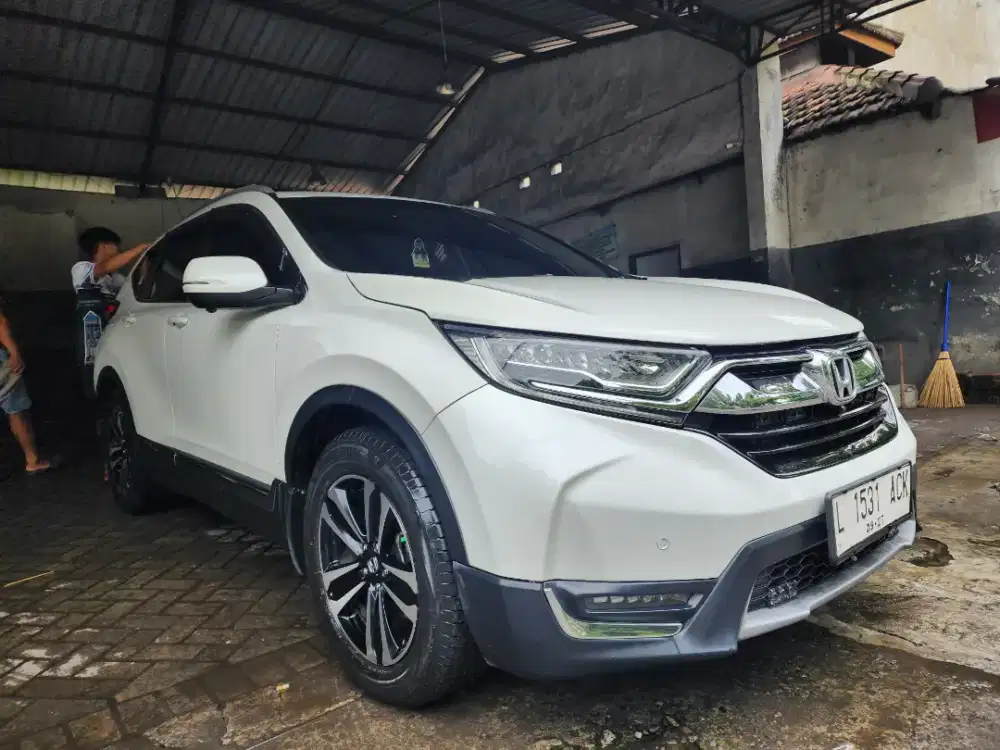 HONDA CRV TURBO PRESTICE 1.5 2017 PUTIH