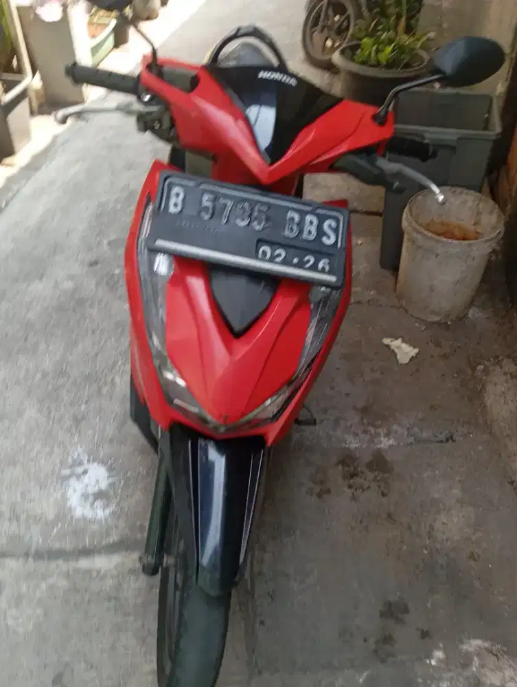 Bismillah jual motor Honda Beat mesin halus cvt aman