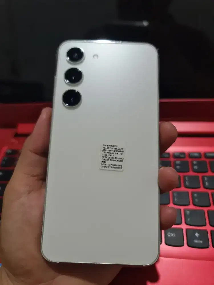 SAMSUNG S23 8/256 like new resmi SEIN.