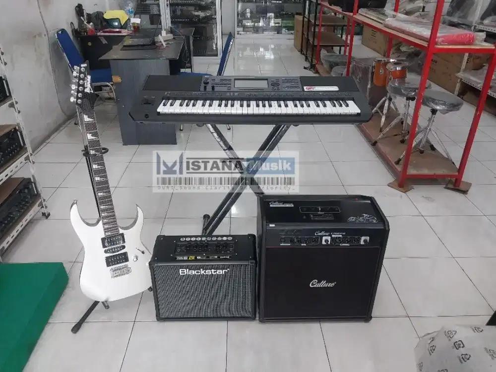 Satu Set Alat Musik Akustik