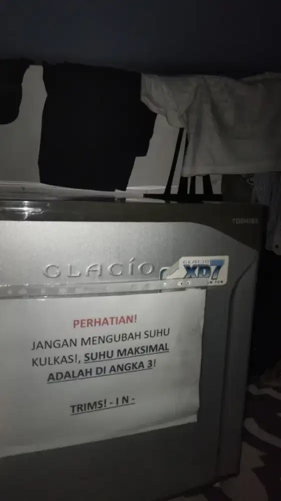 KULKAS MINI GLACIO XD7 (TOSHIBA)