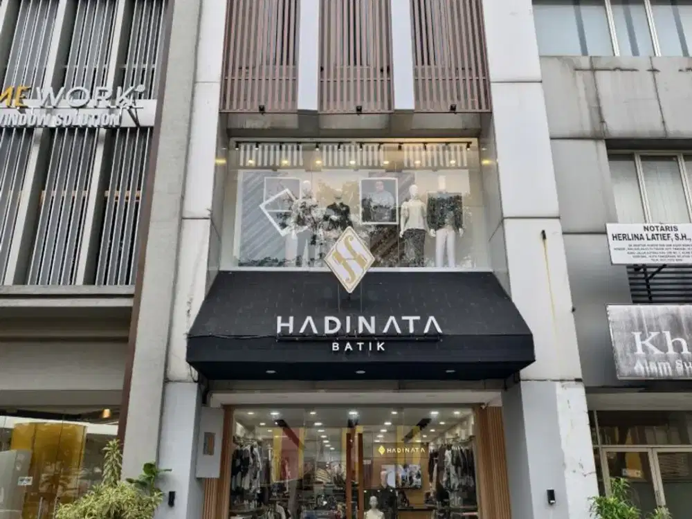 Ruko Alam Sutera hadap jalan besar Jalur Sutera 3,5 lantai