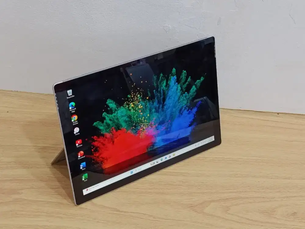 Microsoft Surface pro 5 (Touchscreen)