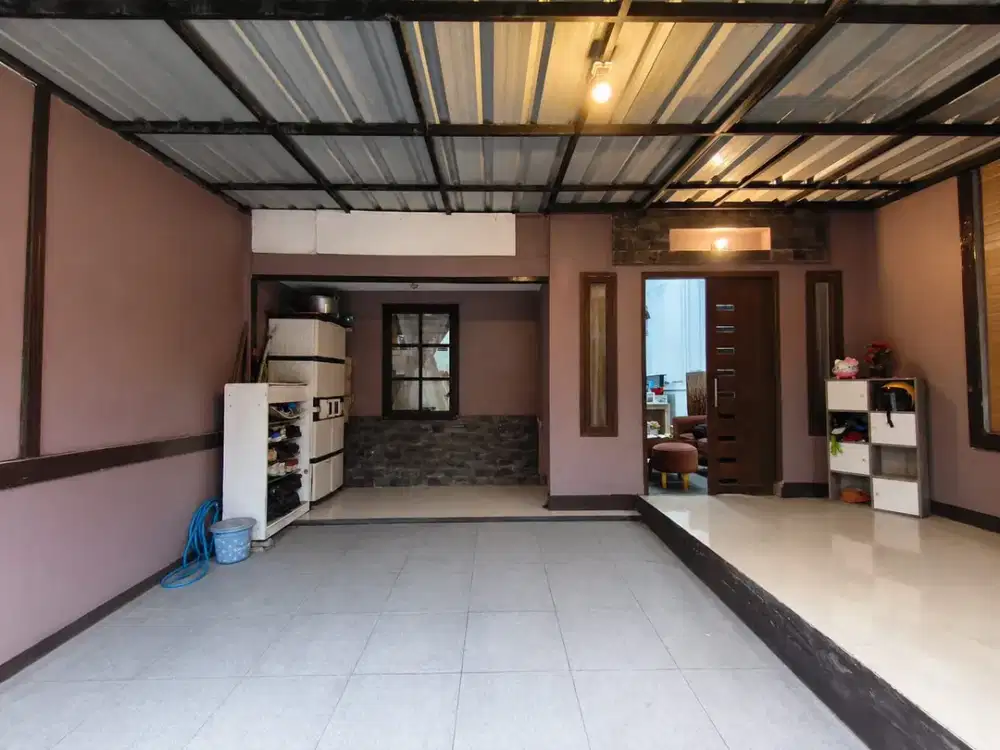 Rumah siap huni dekat al jabar dan shumarecon di adipura  Gede Bage, Bandung