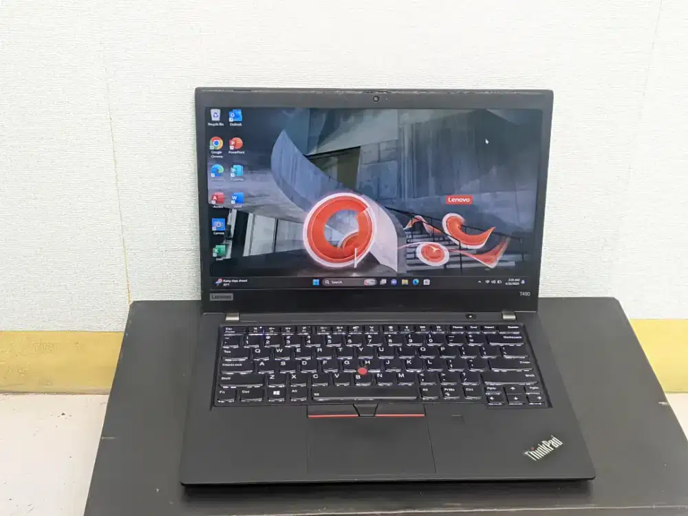 Lenovo Thinkpad T490 i5 Gen 8 Ram 16 GB SSD 512 GB