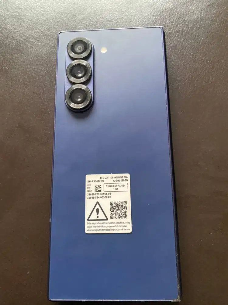 SAMSUNG GALAXY Z FOLD6 12/256GB