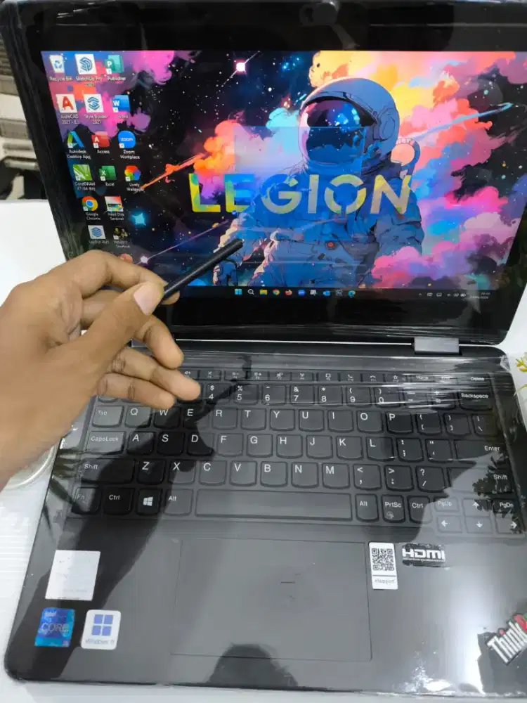 Lenovo Yoga R18ET28W V12 superslim Black TOUCHSCREEN +PEN [SSD 512GB]