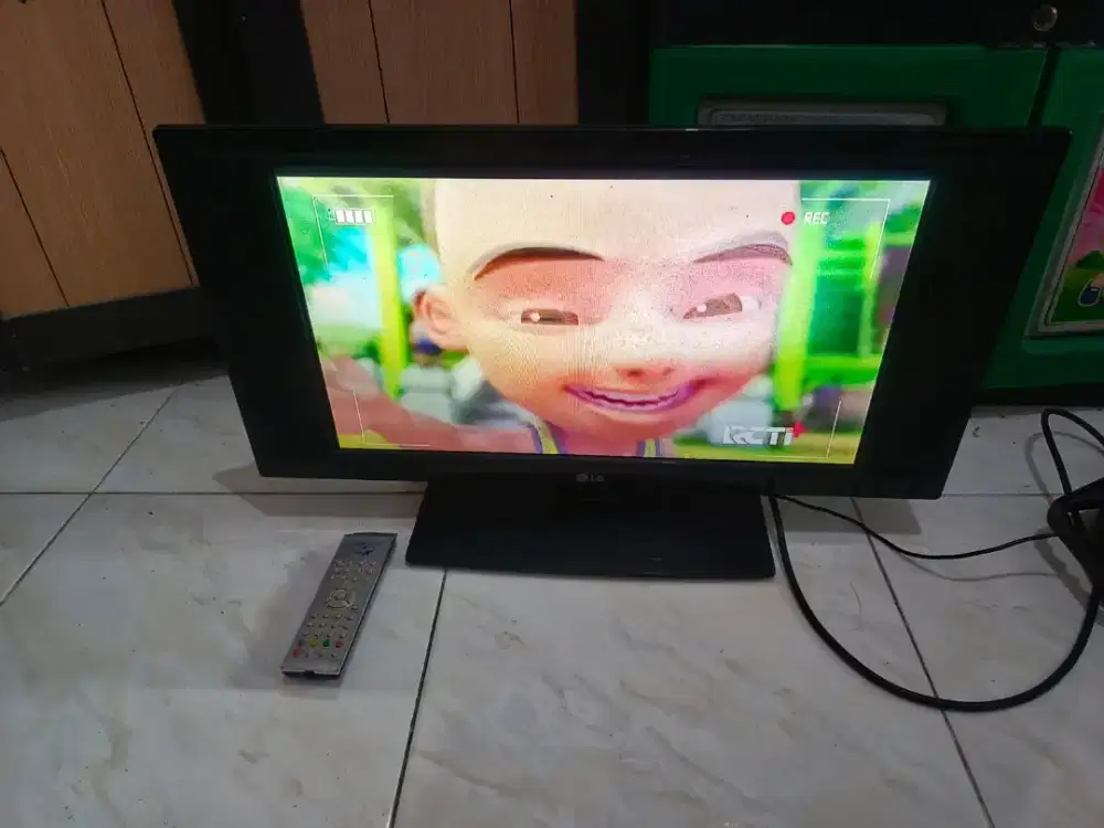 Tv analog LG 22 Inchi suara ok murah aja ok mantap