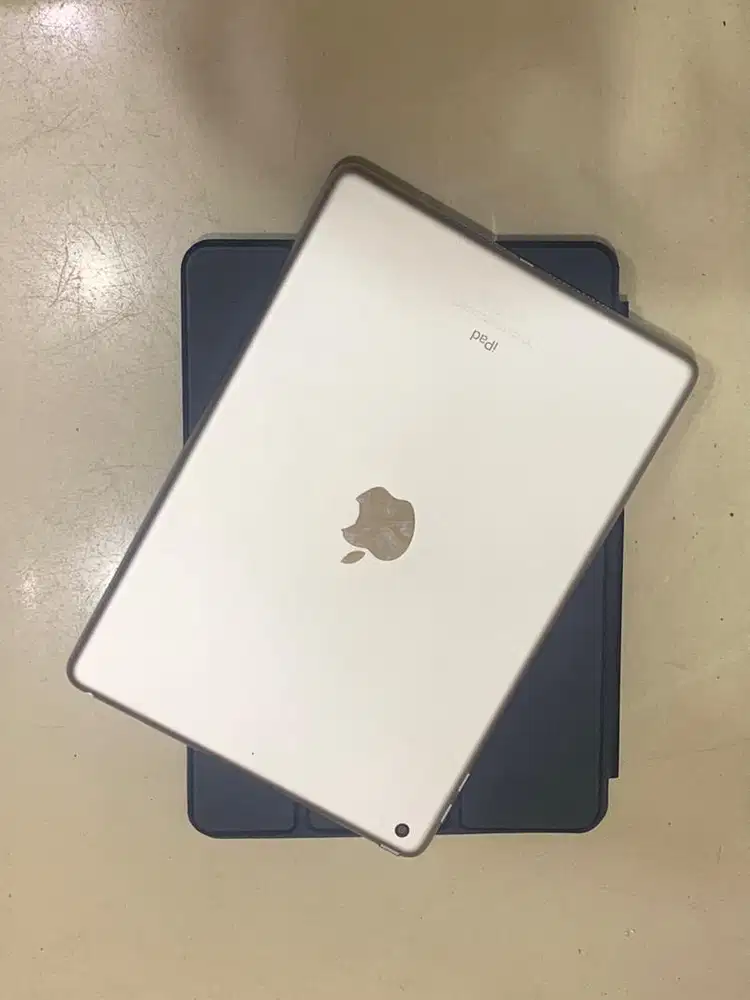 Second Like New iPad Gen 6 Inter 32 GB