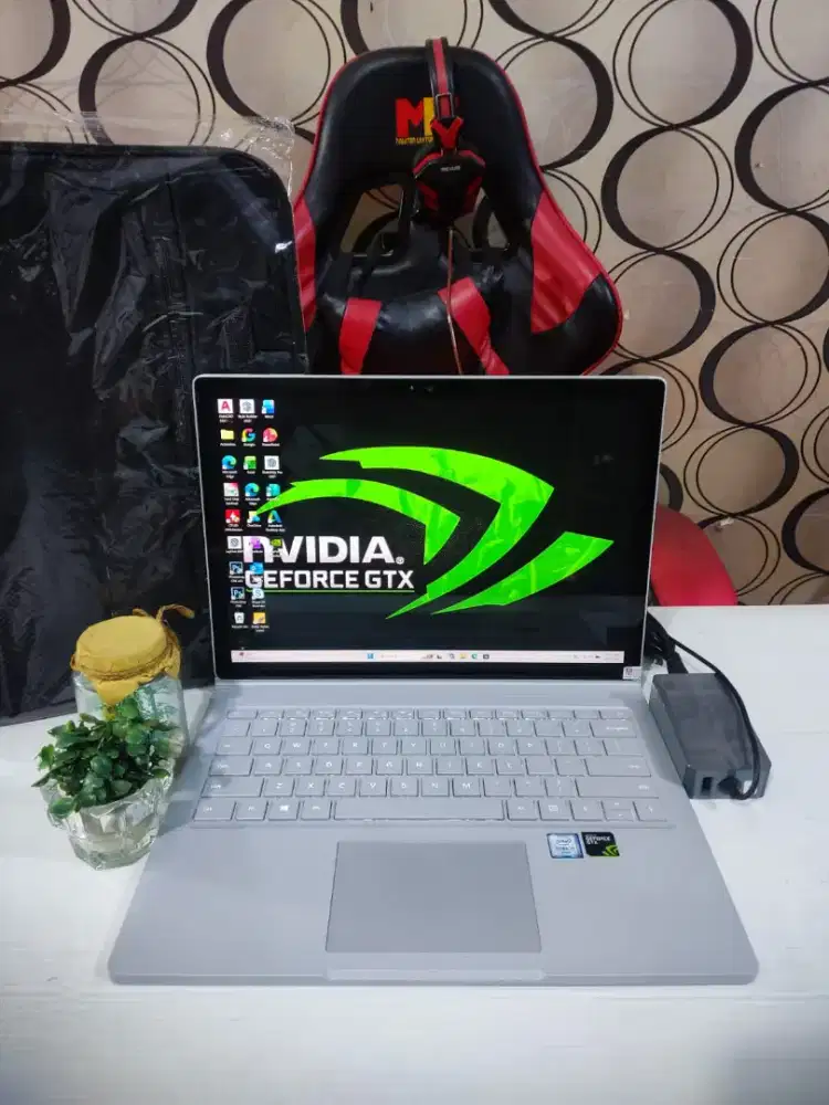 Microsoft Surface Book GTX-GB Gaming dengan Intel Core i7 dan NVIDIA
