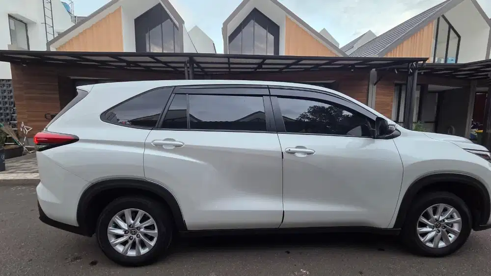 Toyota Kijang Innova 2025 Bensin