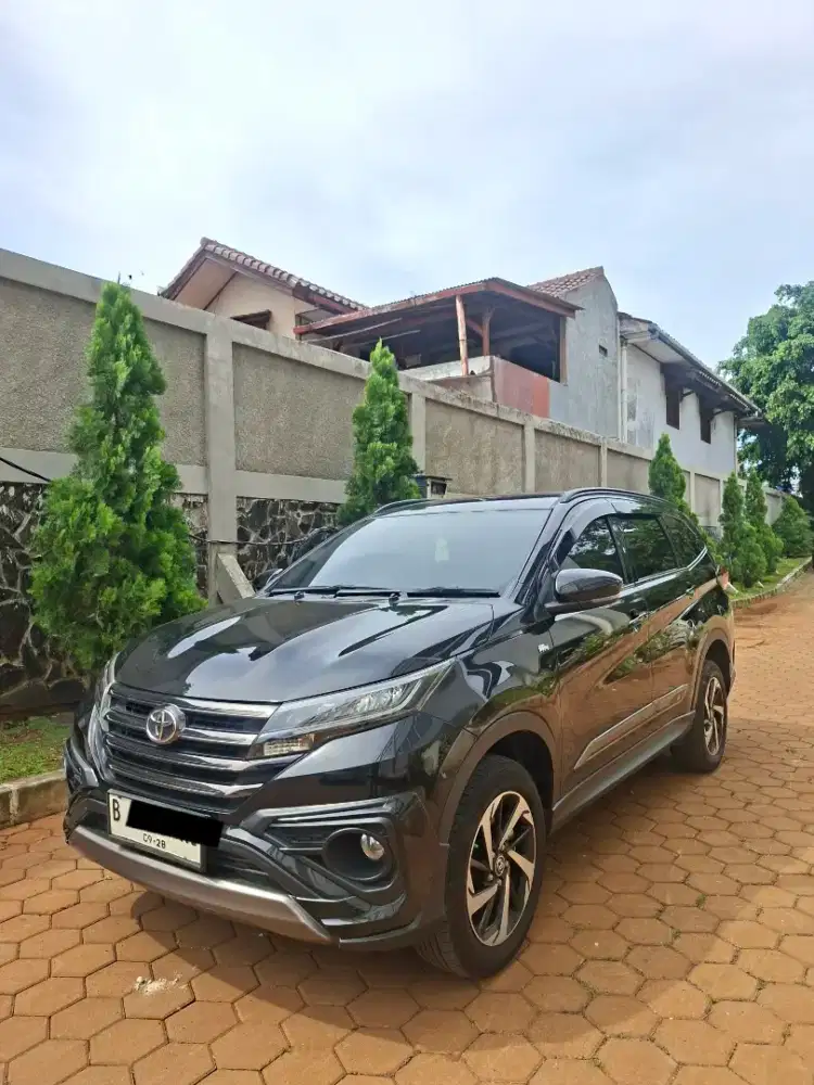 (Harga Cash) Rush S GR Sport AT NIK 2023 Hitam