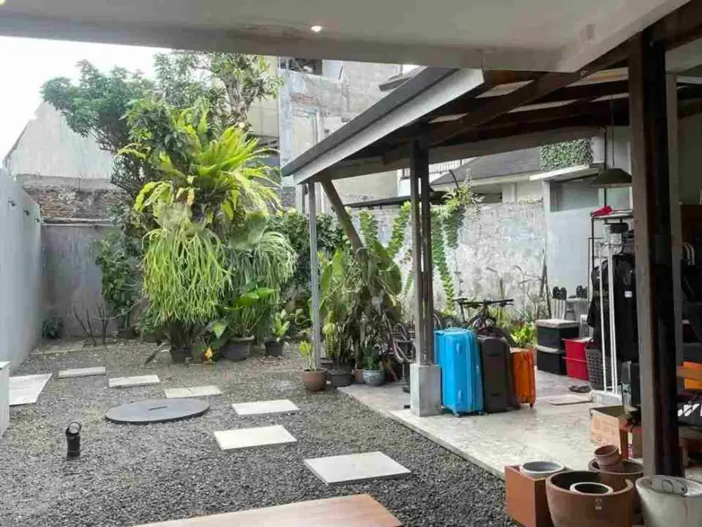 rumah 1lantai sangat terawat di golf arcamanik bandung