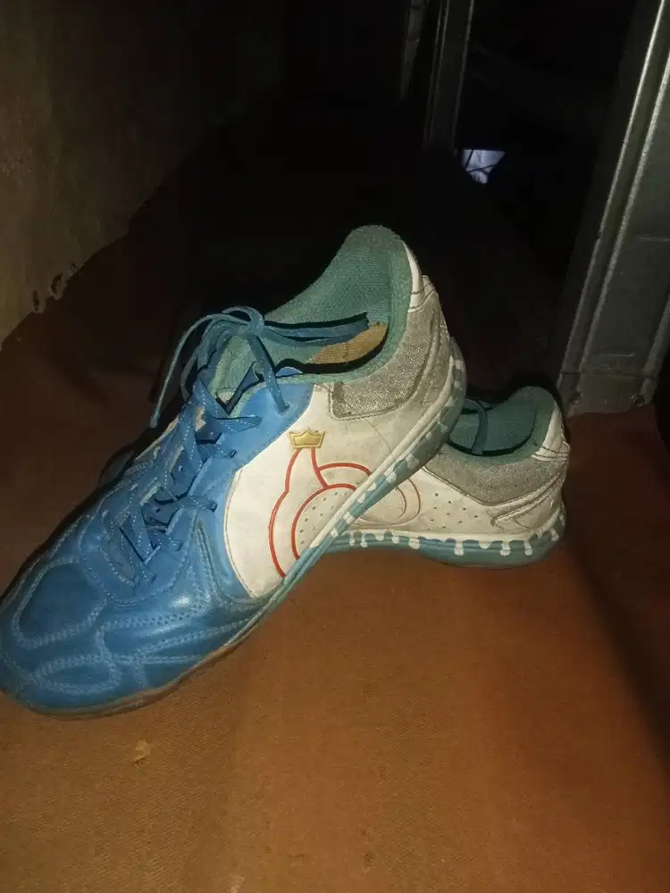 sepatu futsal ourtusnight×tango,size 38