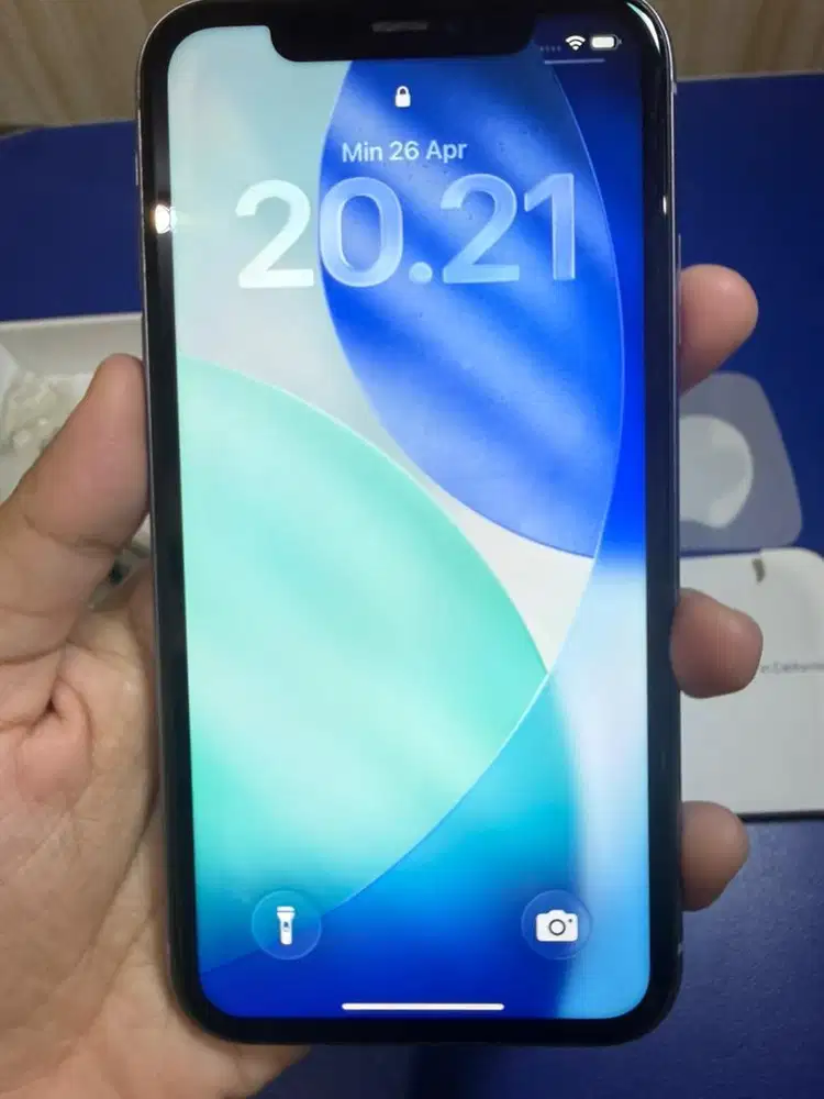 Dijual IPhone 11 128GB Purple ex iBox Fullset Pemakaian pribadi