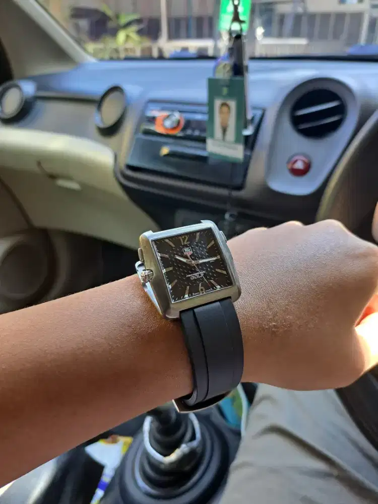 Jam tangan tag heuer professional golf tiger wood reverso baterai eta