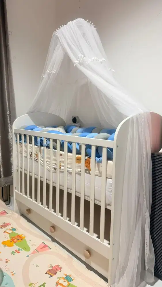 Baby crib ikea 60x120 like new!