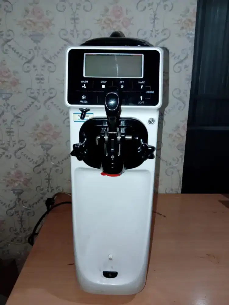 Mesin Ice Cream ALLEGRA SOFT SERVE MACHINE ST16E
