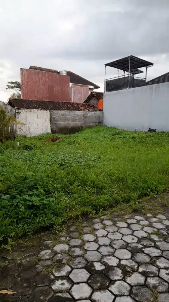 Tinggal 1 Kavling SHM Pekarangan Lok.Strategis di Nogotirto Yogyakarta