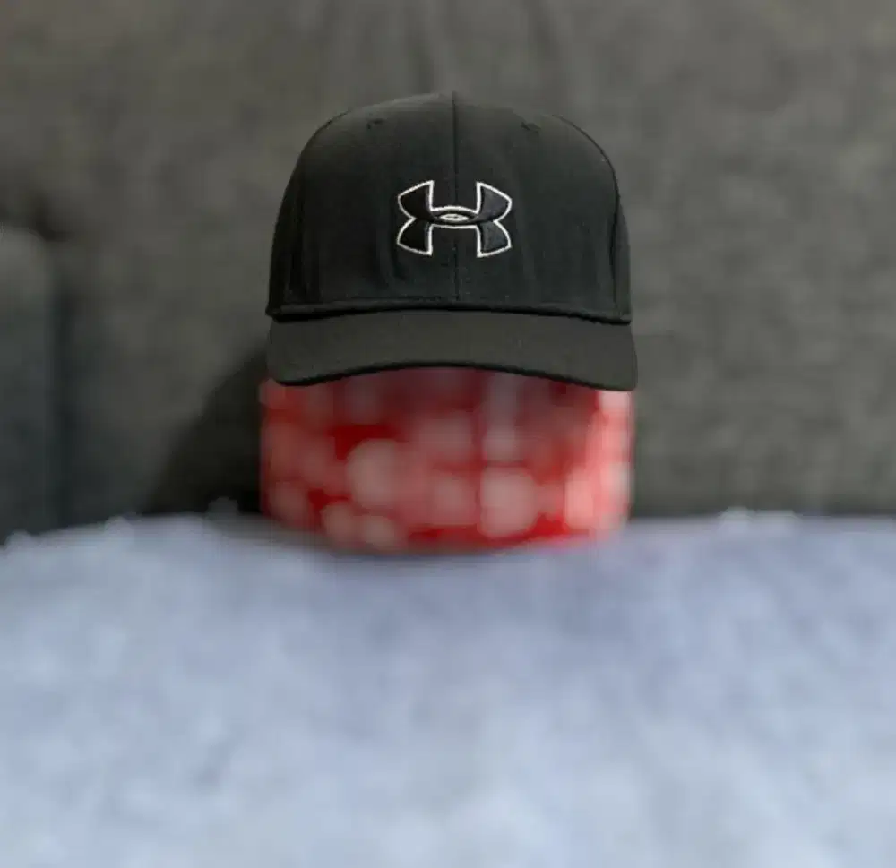 Topi hitam under armour original bekas