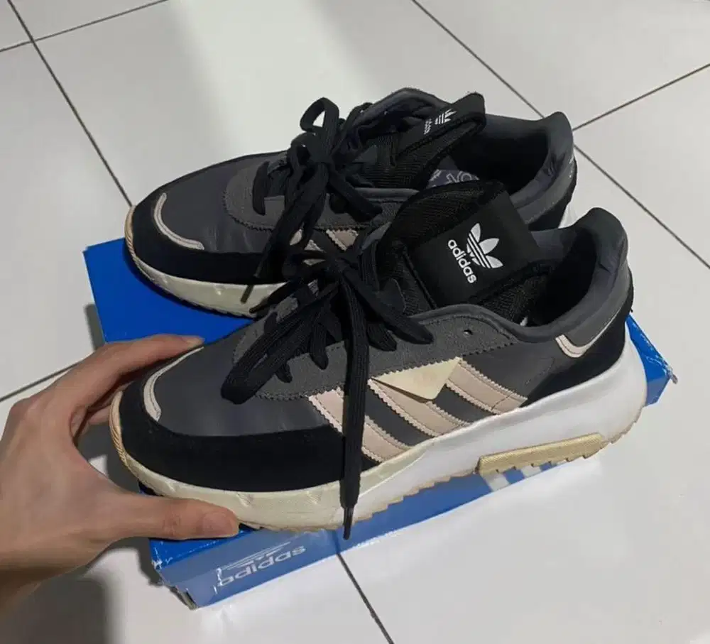 Adidas Retropy f2 Black Pink