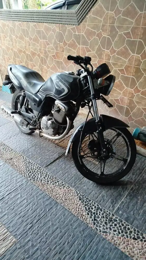 SUZUKI THUNDER || BEKAS PAKAI