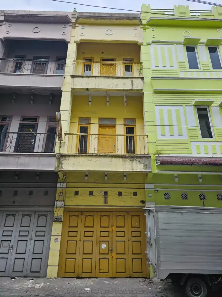 Disewakan ruko dalam komplek