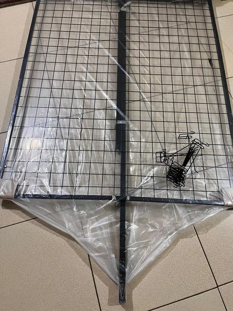 Rak aksesoris ukuran 100x150cm