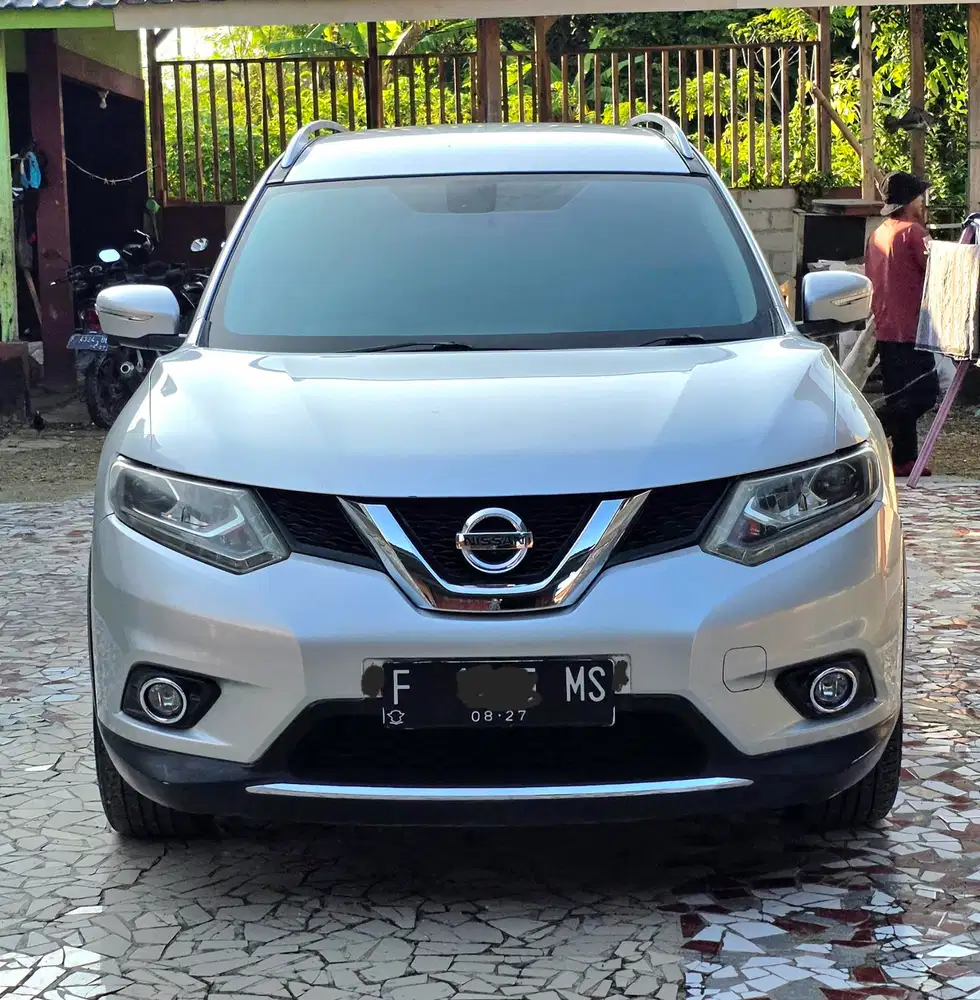Nissan X-Trail 2015 Bensin