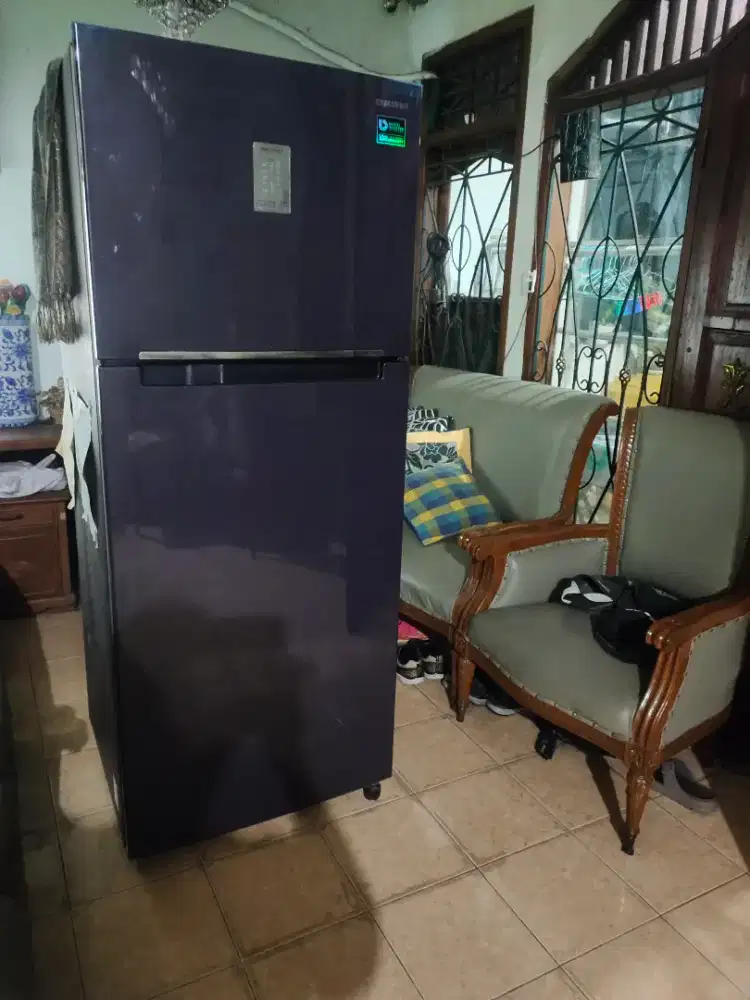 Kulkas lemari es Samsung inverter 2 pintu hemat listrik, kap 430 liter