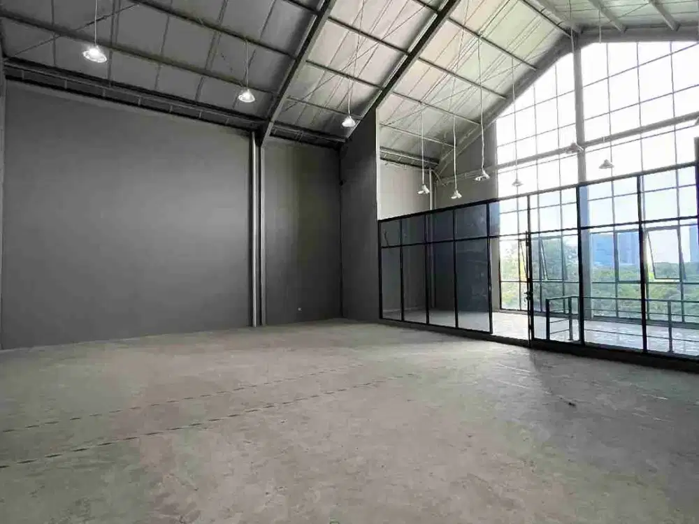 Dijual / Disewakan Kavling dan Gudang Rapi Siap Pakai di Kapuk Kamal