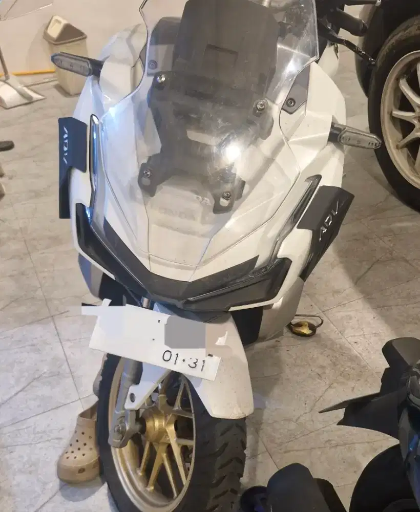 Honda adv 150 ABS putih