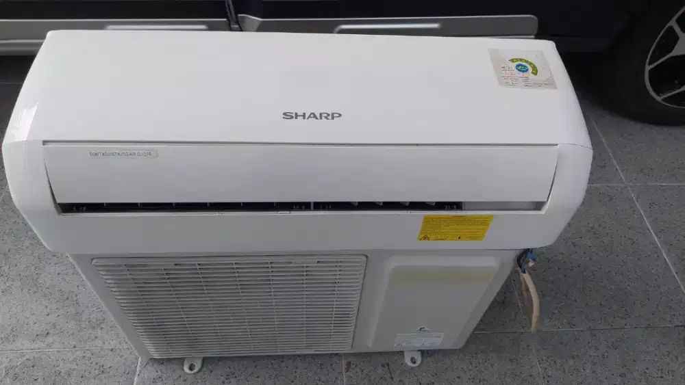 Dijual ac split bekas 1/2pk & 1pk ac sharp ac daikin
