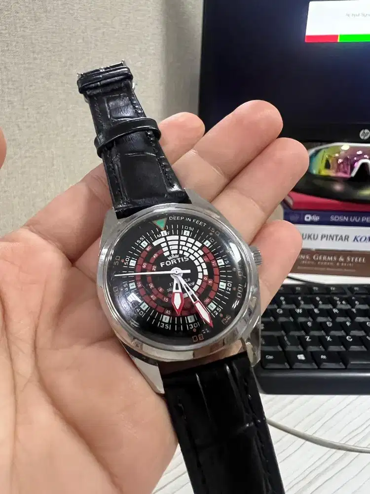 Jam Tangan Pria Fortis