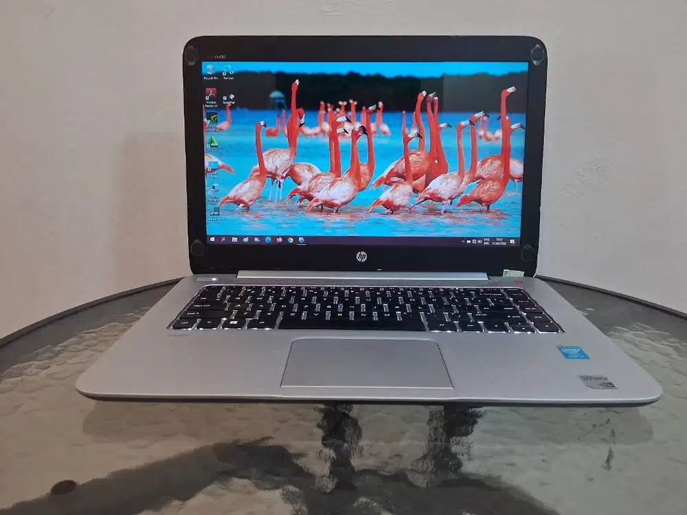 Laptop HP i7 8GB SSD Dual VGA Render NVidia Envy 14 Mulus Garansi