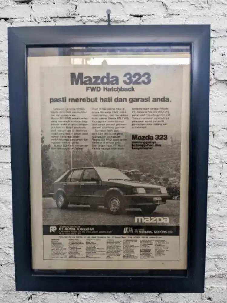 Iklan jadul original Mazda 323 - bingkai hitam