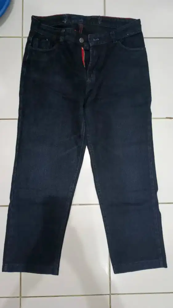 Black Jeans • Cleans look