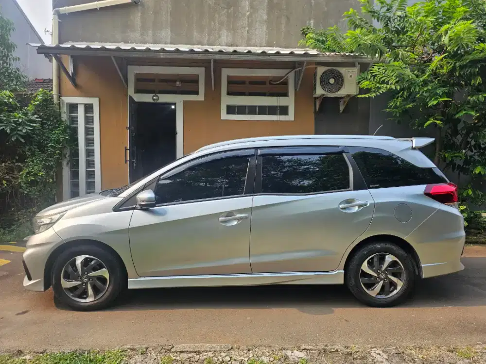 Honda Mobilio RS CVT 2017