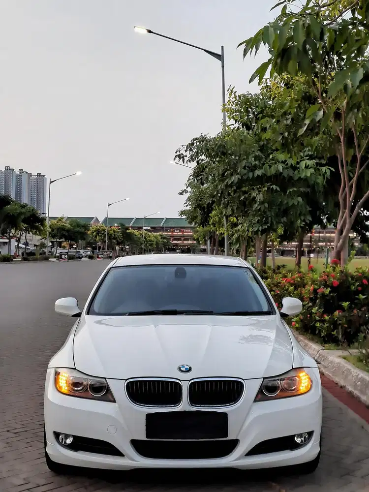 [ANTIK KM 32RB NOT MILES]BMW 320i Executive E90 LCi 2011 BMW 320i E90