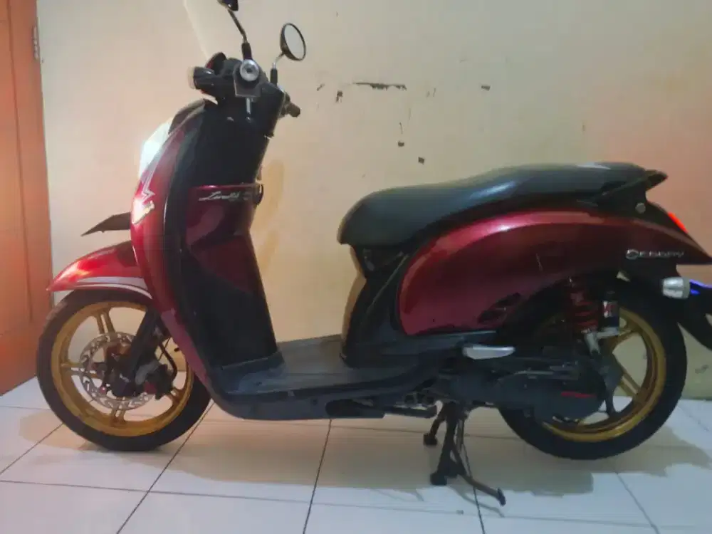 Scoopy karbu 2011 ss lengkap