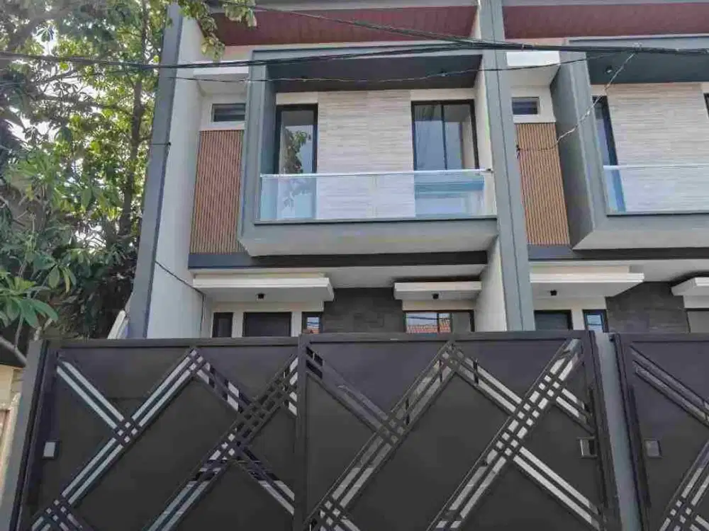 Baru Gress‼️Rumah Manyar Tirtoyoso Tengah Kota Surabaya