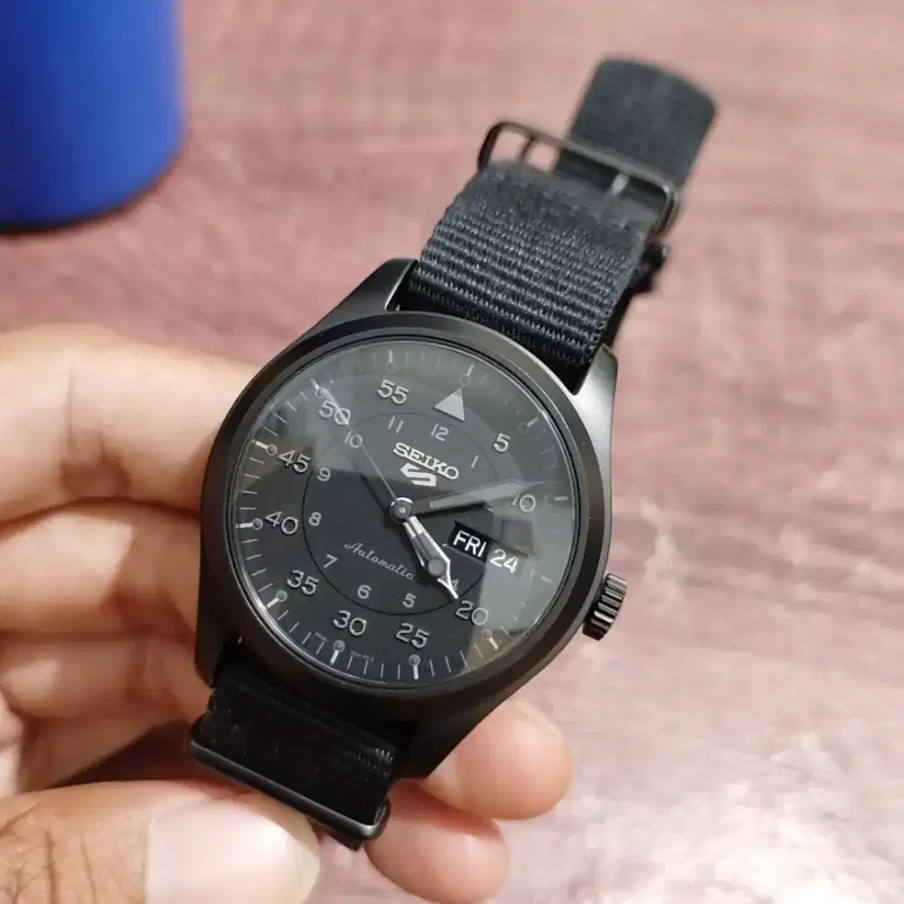 Seiko 5 Sports SRPJ11K1 Automatic