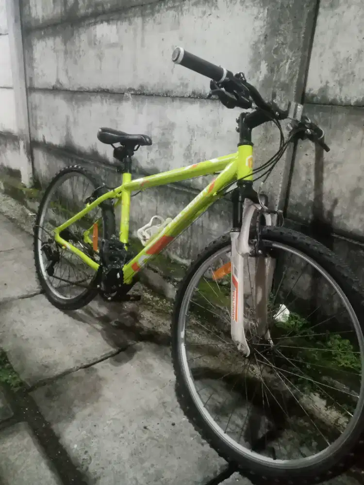 Dijual sepeda poligon monarci 3. Normal