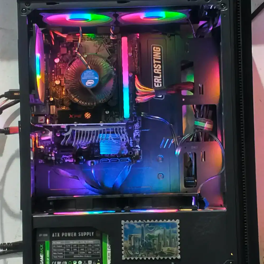 SET COMPUTER GAME DESAIN 9TH GEN 16 GB SSD 512 GB SSD